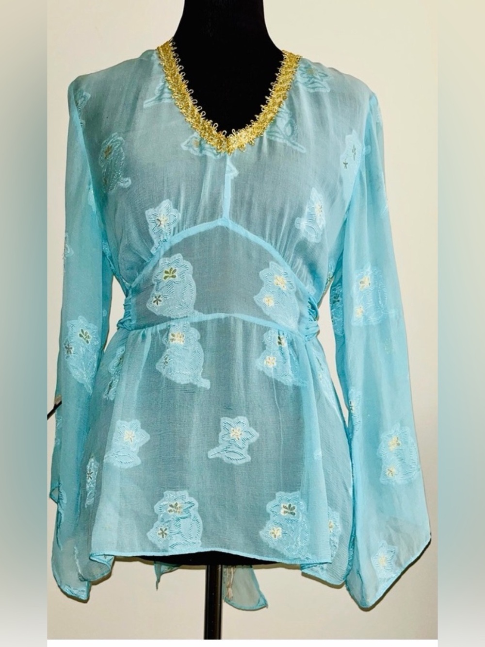 Milly of New York Light Blue Embroidered Long-Sleeve V-Neck silk Tunic